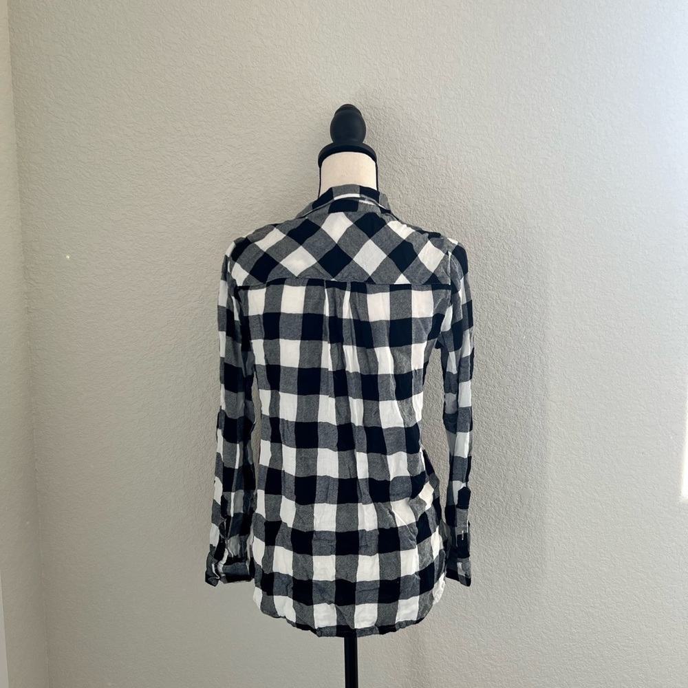 Lucky Brand Buffalo Plaid Print Top - Picture 2 of 6